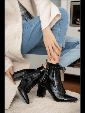 Black shiny lace up ankle boots with block heel #goth #heels